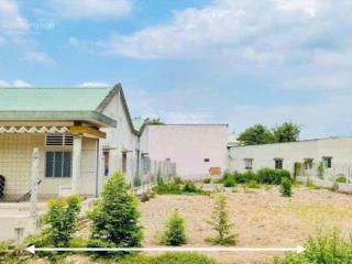 Chủ ngộp bank, bán gấp lô đất 220m2 giá cực hiếm ngay mặt tiền đường suối sâu, an tịnh, trảng bàng