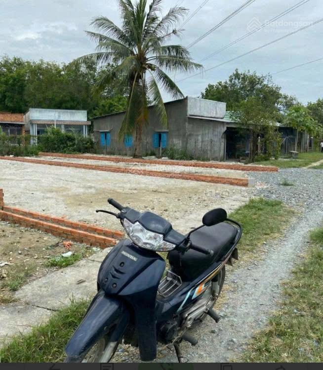 Bán thật không ảo, lô đất 1 sẹt ql22 thị xã trảng bàng 210m2 giá 750 triệu