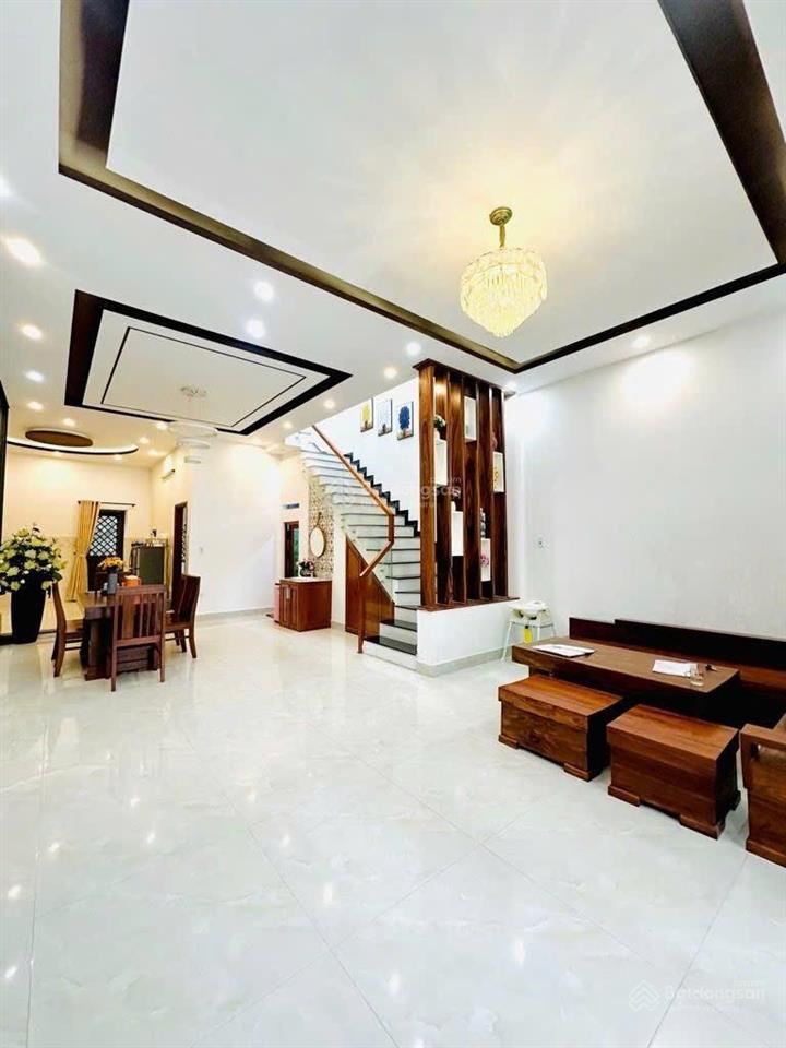 Nhà 2tầng 116m2 trà na4, ngang5m nở hậu, giếng trời thoáng mát, sân để xe vô tư,có phòng ngủ dưới,