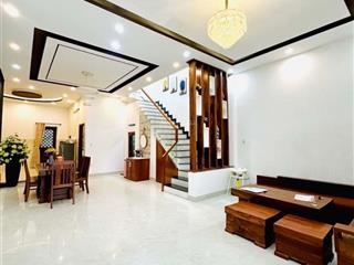 Nhà 2tầng 116m2 trà na4, ngang5m nở hậu, giếng trời thoáng mát, sân để xe vô tư,có phòng ngủ dưới,