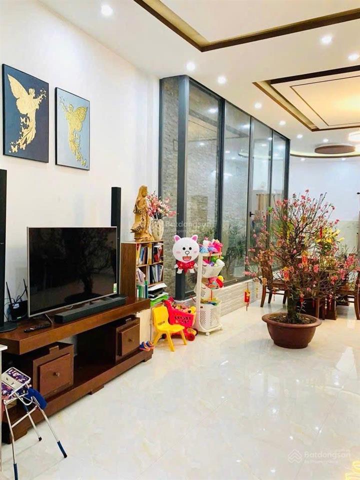 Nhà 2tầng 116m2 trà na4, ngang5m nở hậu, giếng trời thoáng mát, sân để xe vô tư,có phòng ngủ dưới,