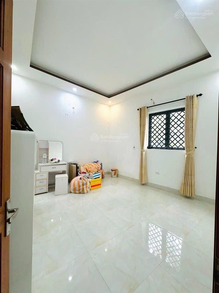 Nhà 2tầng 116m2 trà na4, ngang5m nở hậu, giếng trời thoáng mát, sân để xe vô tư,có phòng ngủ dưới,