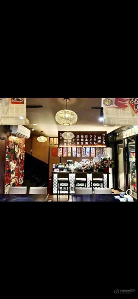 Nhà 3 tầng 3 mê kẹp kiệt mt nguyễn chí thanh sát sông hàn ngang 7m