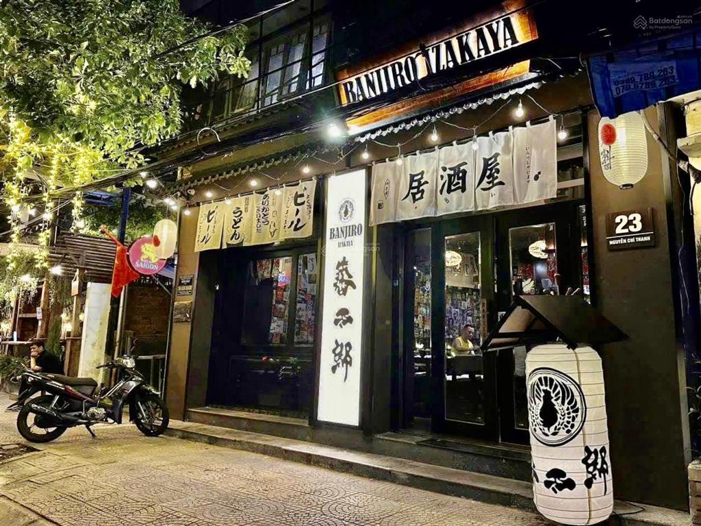 Nhà 3 tầng 3 mê kẹp kiệt mt nguyễn chí thanh sát sông hàn ngang 7m