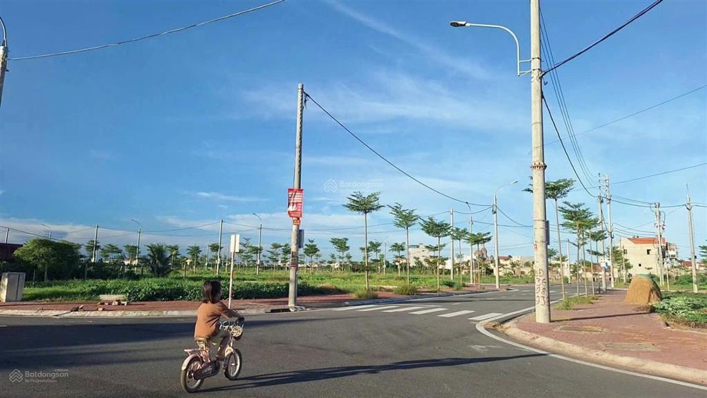 Bán đất tại láng hòa lạc, 1,68 tỷ, 80m2, mặt tiền 5m, pháp lý đầy đủ