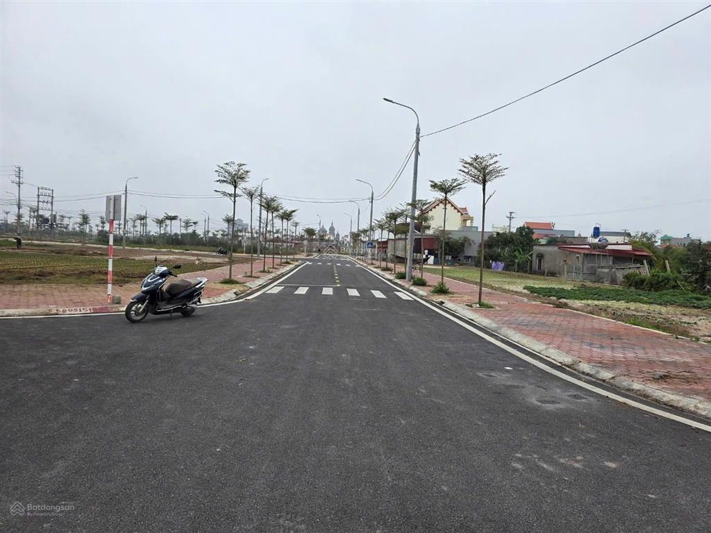 Bán đất tại láng hòa lạc, 1,68 tỷ, 80m2, mặt tiền 5m, pháp lý đầy đủ