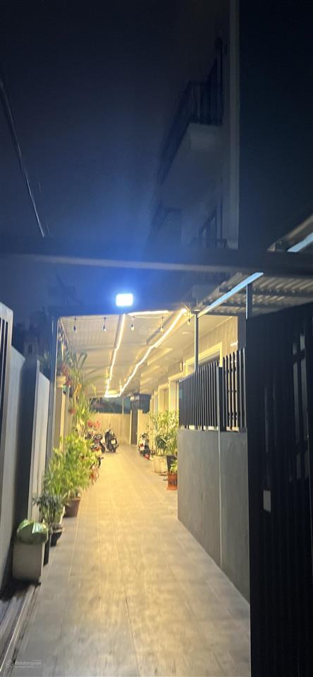 Bán nhà riêng 48m2 x 3 tầng + 1 tum gần tổ hợp fpt kiến an