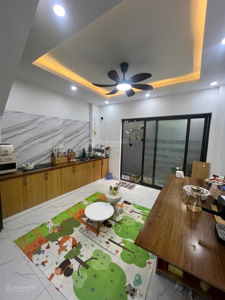 Bán nhà riêng 48m2 x 3 tầng + 1 tum gần tổ hợp fpt kiến an