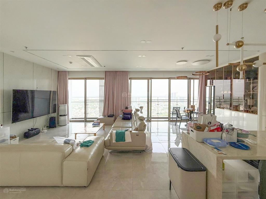 Penthouse midtown m8 phú mỹ hưng tầng 30 full nội thất tìm chủ mới rất đẹp