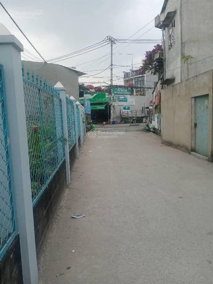 Nhà đẹp thới tam thôn hẻm xe tải thông dt 5x17m2, 1 trệt, 1 lầu, 3pn, 2wc (có pn dưới)  4,79 tỉ