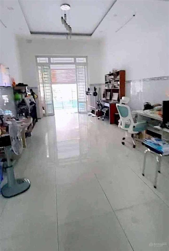 Nhà shr ngay ngã tư trung chánh sát mặt tiền nguyễn ảnh thủ dt 80m (4x20m)  4.15 tỏi