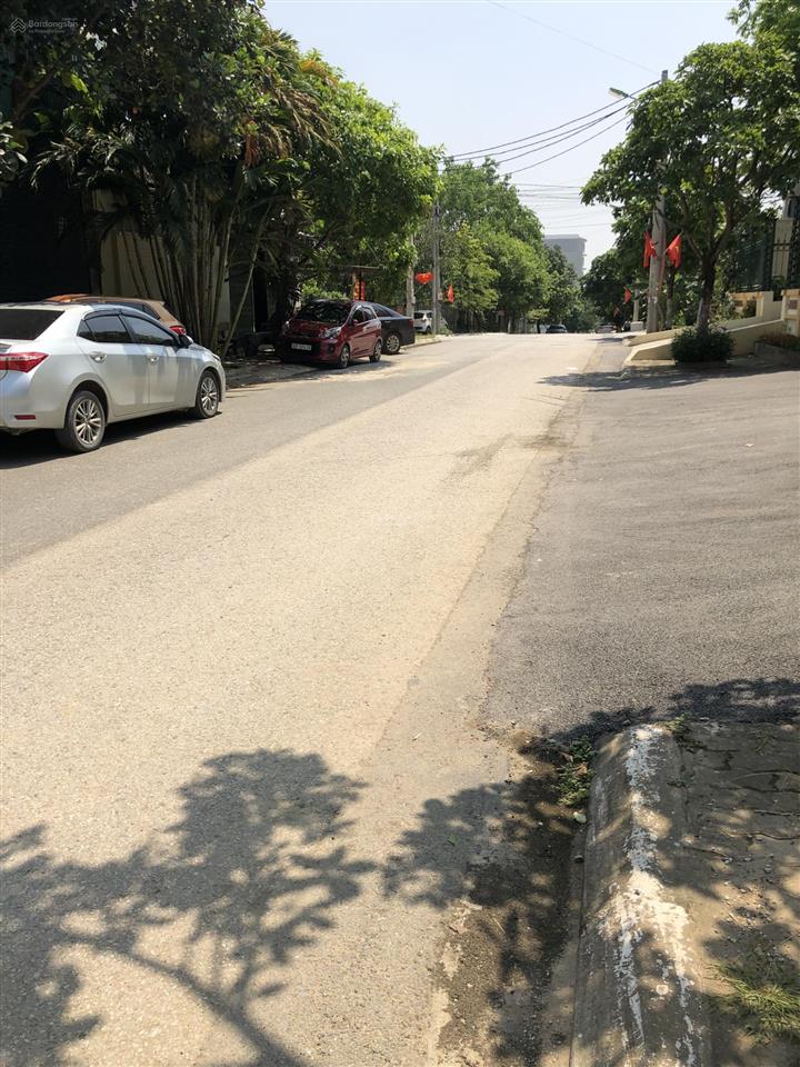Chính chủ bán đất chỉ 2 tỷ tại hòa lạc gần đại học quốc gia và khu công nghệ cao