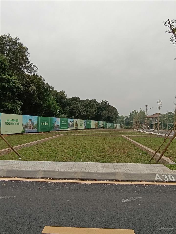 Chính chủ bán lô đất nhỉnh 2ty phú cát  quốc oai , hoà lạc gần đại học quốc gia,gần công nghệ cao