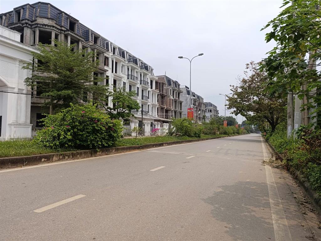 Bán đất nền tại đồng trạng, view hồ dinh thự, gần đại học quốc gia và công nghệ cao