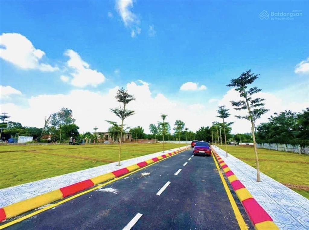 Bán nhanh lô đất 100m2 nhỉnh 2 tỷ tại phú cát gần sát cổng số 8 đại học quốc gia, khu công nghệ cao