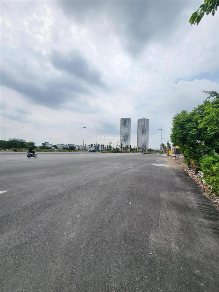 Bán nhà trịnh văn bô 39m  6,75 tỷ  4 tầng  lô góc