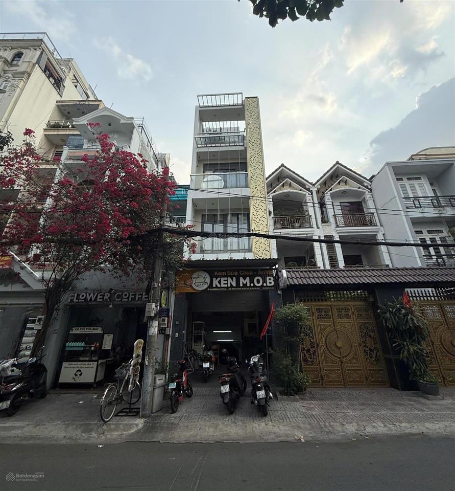 Nhà mặt tiền hồng hà phú nhuận hầm 4 tầng có thang máy 35tr