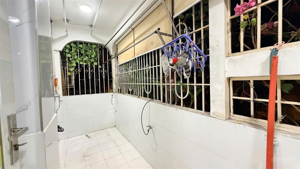 Bán căn hộ lô c1 mặt tiền đường tân vĩnh quận 4, ngay cầu ông lãnh