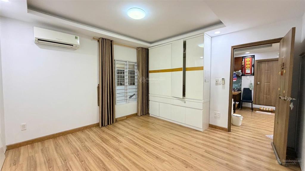 Bán căn hộ lô c1 mặt tiền đường tân vĩnh quận 4, ngay cầu ông lãnh