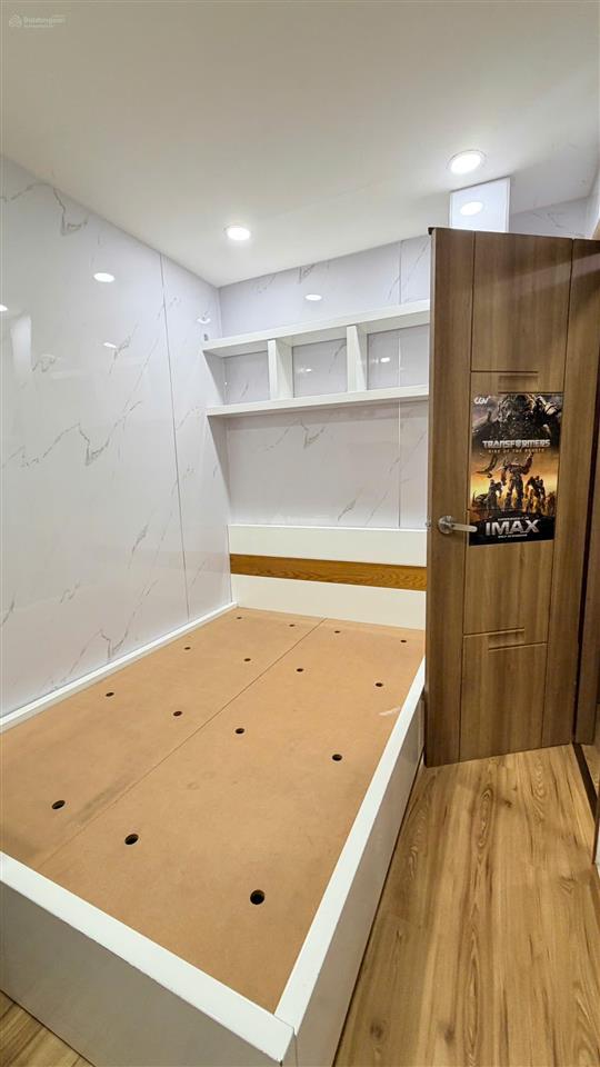 Bán căn hộ lô c1 mặt tiền đường tân vĩnh quận 4, ngay cầu ông lãnh