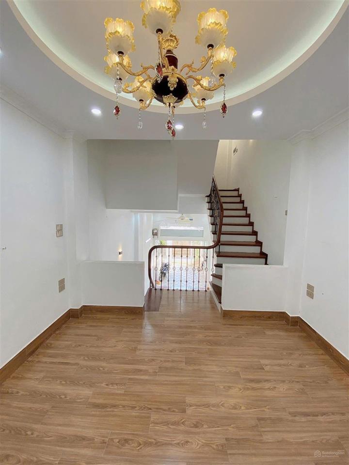 Nhà riêng yên nghĩa hà đông, 38m2 (thêm 18m2 lưu không) 4 tầng ô tô vào nhà