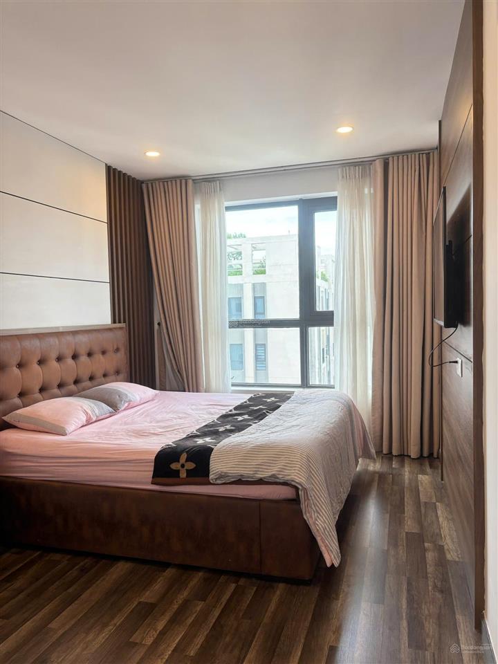 Siêu phẩm 2pn hà đô centrosa  giá 10.7 tỷ thương lượng full nội thất cao cấp