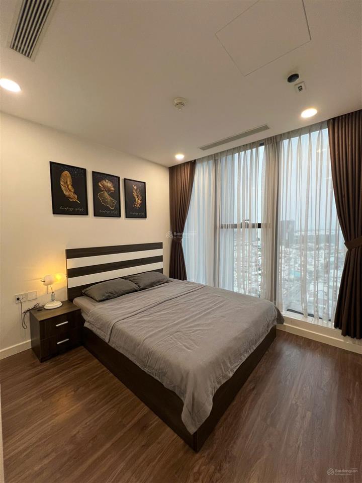 4 tỷ chốt nhanh căn 2pn sunshine sky city q7 72m2 full nt, có sẵn hđ thuê