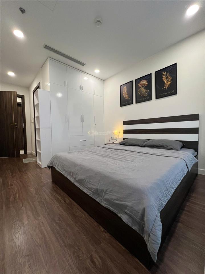 4 tỷ chốt nhanh căn 2pn sunshine sky city q7 72m2 full nt, có sẵn hđ thuê