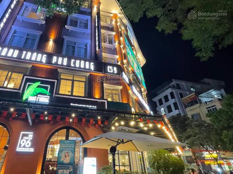 Cho thuê nhà mặt phố nguyễn khánh toàn  cầu giấy, 1500 m2/ 5 tầng, mặt tiền 30m   0349 388 ***