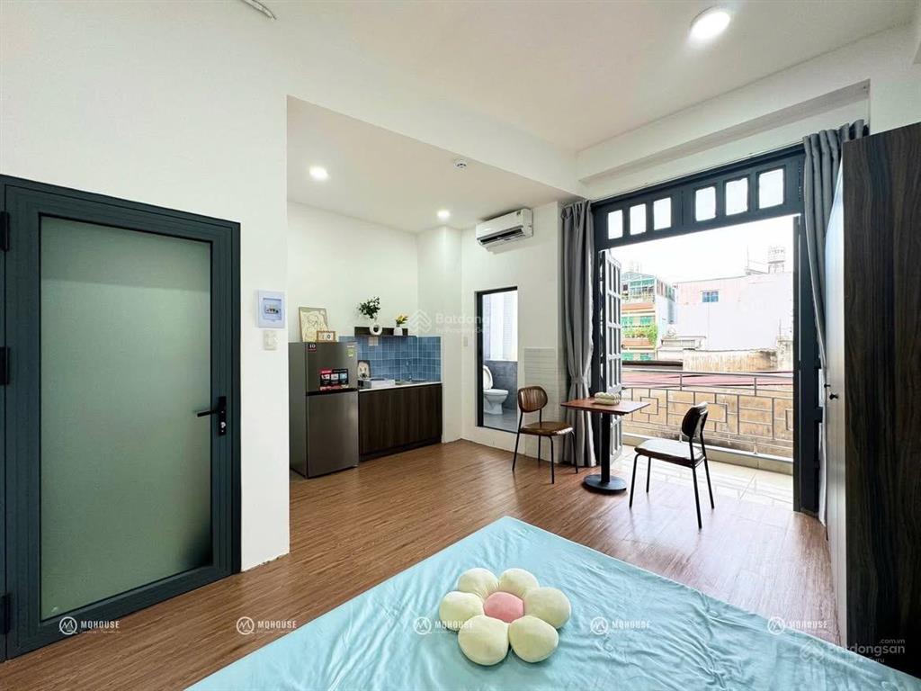 Cho thuê ngay căn hộ ban công 40m2 phan đăng lưu, phú nhuận