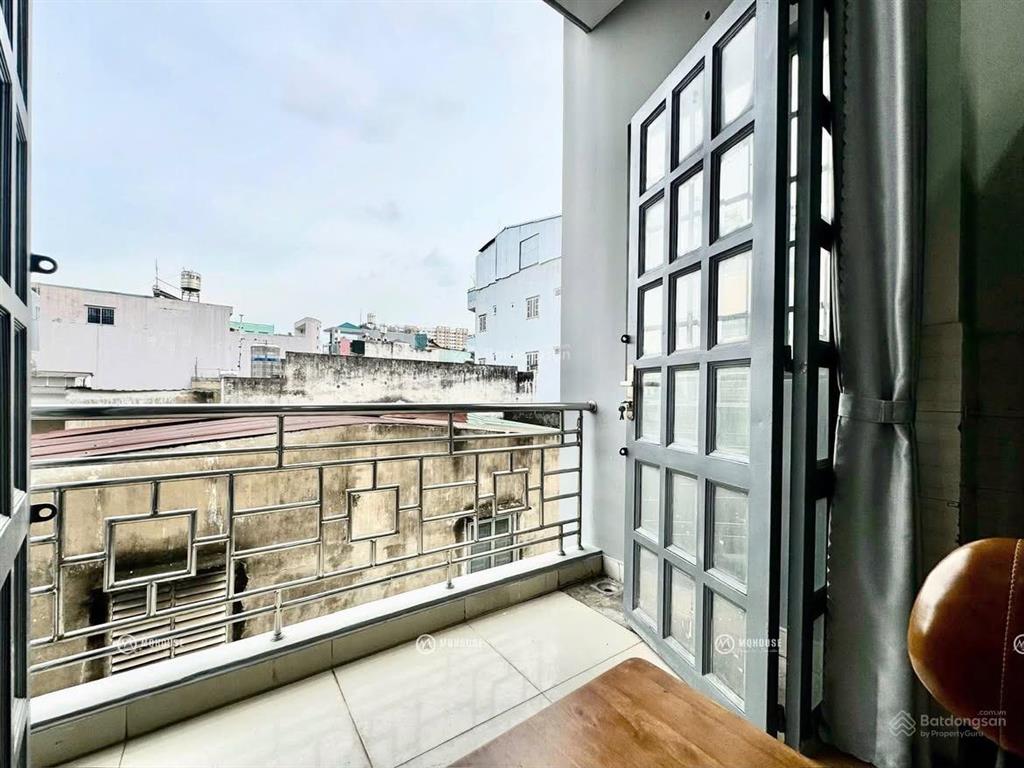 Cho thuê ngay căn hộ ban công 40m2 phan đăng lưu, phú nhuận