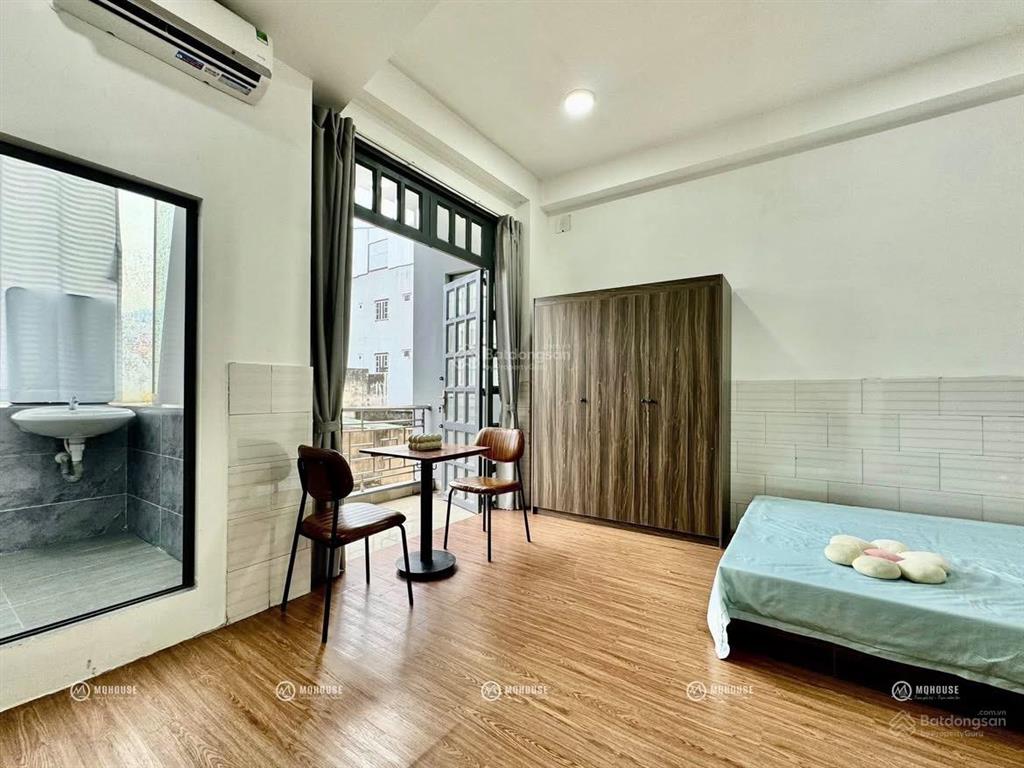 Cho thuê ngay căn hộ ban công 40m2 phan đăng lưu, phú nhuận