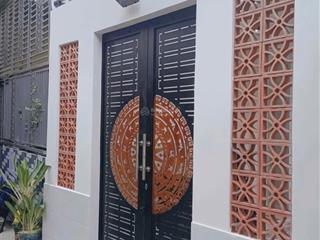 Siêu phẩm vừa về nóng hổi bán nhà 1 trệt 2 lầu mới đẹp 100%  đường bình thới giá 5tỷ680 tl