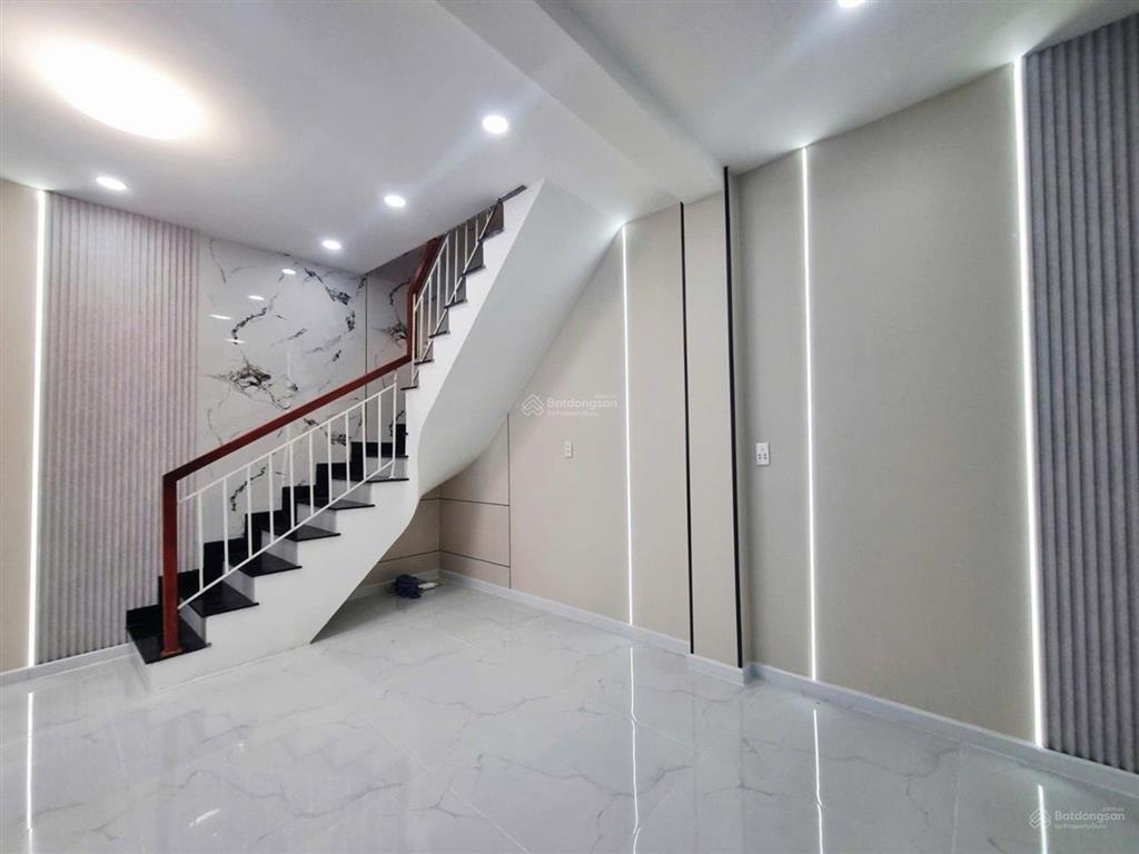 Nhà 2 tầng  shr riêng gần bến xe buýt hiệp thành, hiệp thành 17, tân thới hiệp, q12