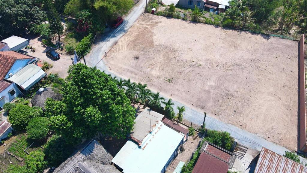 Rẻ sập sàn 1 lô duy nhất đất 150m2 đ.huỳnh thị hương, an hòa, trảng bàng, tây ninh giá 800tr, shr