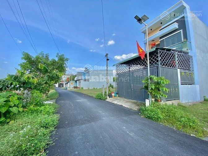 Gấp đất ngộp, cần bay nhanh  full thổ cư, đường lê thị nghĩ, củ chi, 800tr, dt 117m2sổ hồng riêng