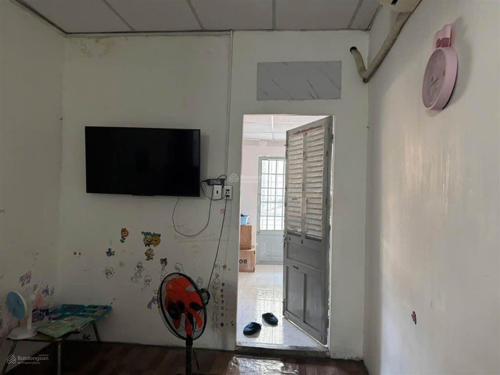 Nhà ngộp bán gấp  900tr, dt 130m2,nguyễn thị sáng, xã xuân thới sơn , củ chi , hồ chí minh , shr