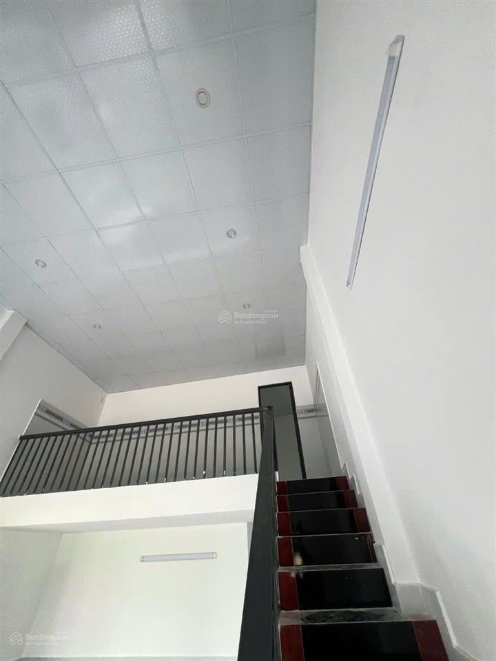 Chủ kẹt, nhà cần bán gấp  dt 125m2  tân an hội  củ chi  giá 800tr