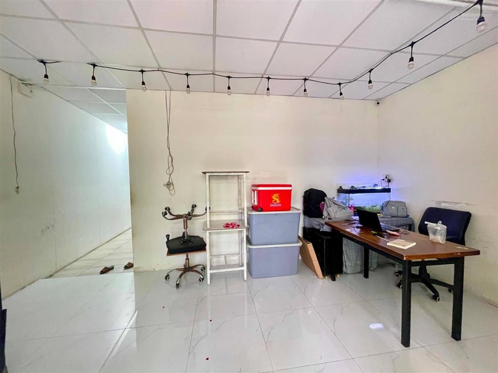 Chị gái bán nhanh về quê ở với bố mẹ  nhà đường đỗ đình nhân , thái mỹ , củ chi , hcm