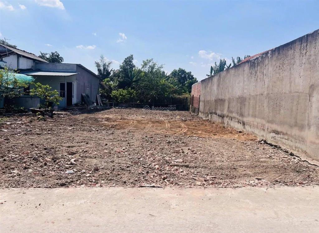 Chủ gửi bán nhanh lô đất  nguyễn văn khạ  120m2  900tr , thổ cư  shr