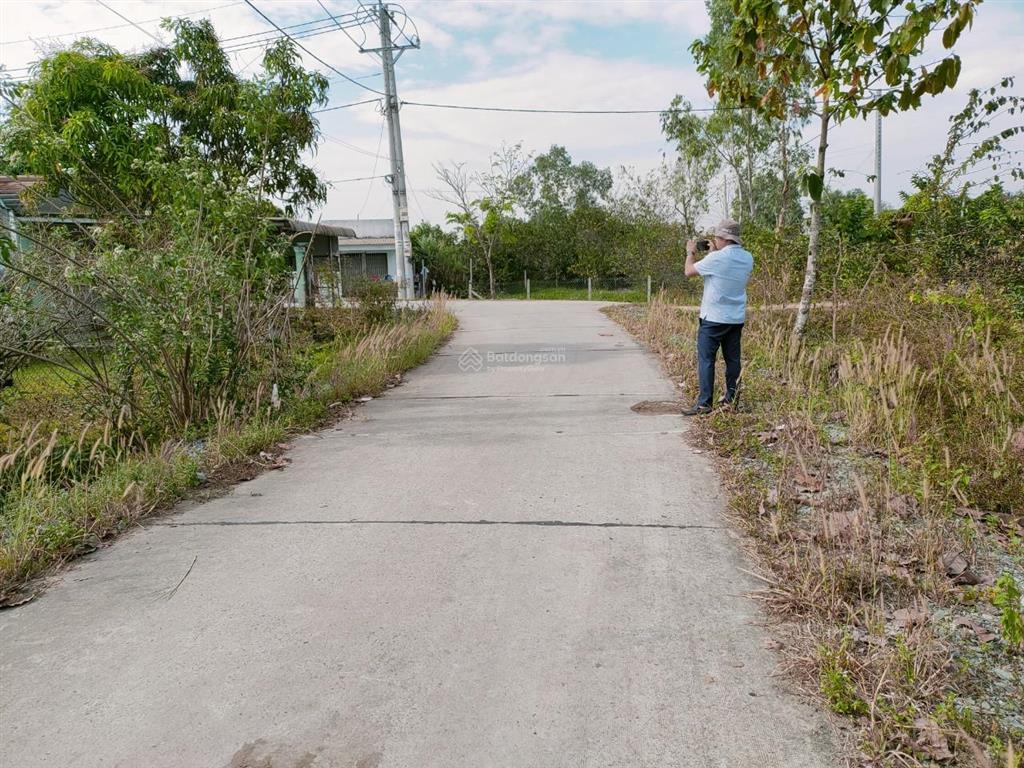 Giá sập sàn ! đất 200m2 củ chi chỉ 900 triệu  cơ hội vàng cho người nhanh tay