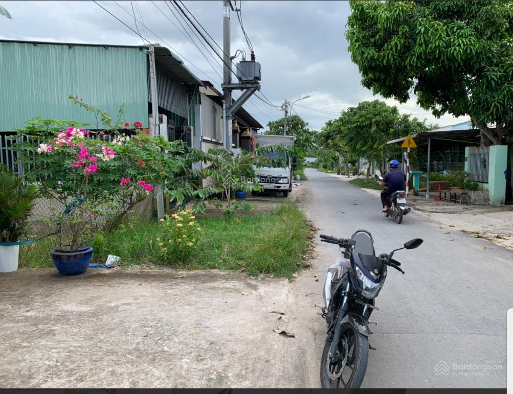 Mặt tiền kinh doanh trung lập hạ giá tốt chốt nhanh