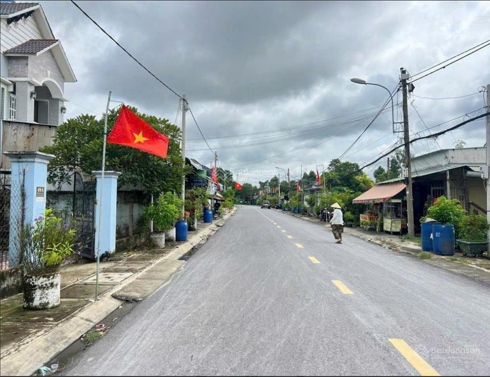 Lô góc 2 mặt tiền hiếm trung tâm thị trấn củ chi, chủ bán gấp đi mỹ