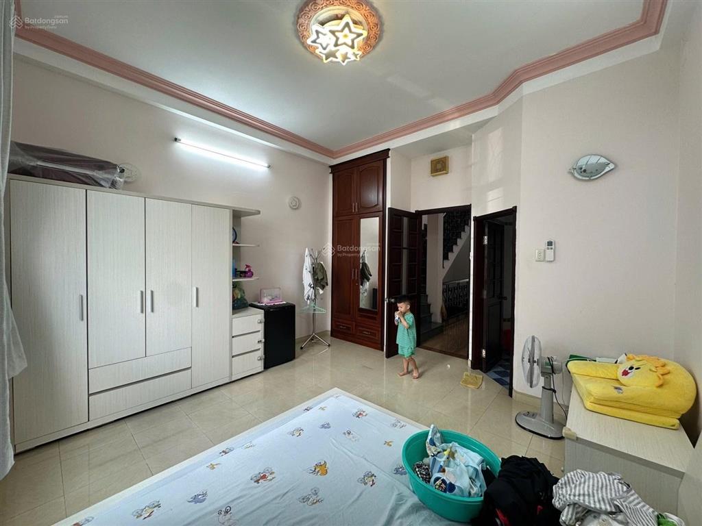 Nhà hẻm xe hơi lớn sau lưng hutech  ngang 6m nở hậu đẹp  đường ung văn khiêm