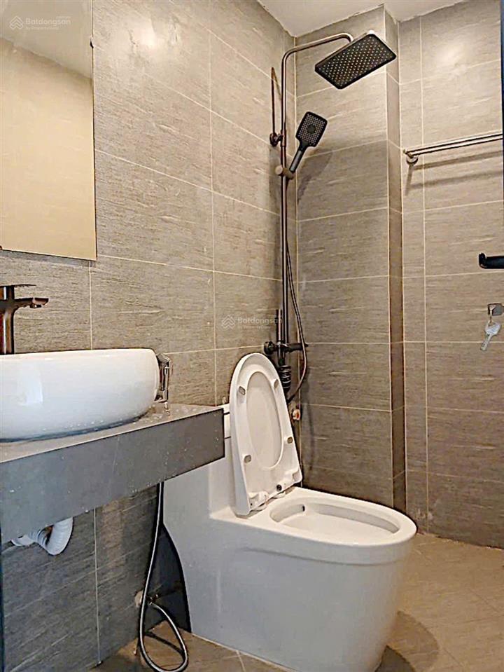 Bán nhà phố định công, 6 tầng, thang máy, ô tô đỗ cửa, 9.68 tỷ