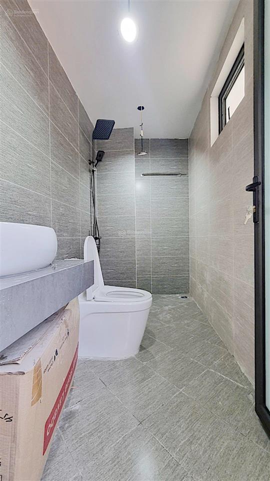 Phố định công, 42m2, mt 4m,12.x tỷ, thang máy, ôtô đỗ cửa, lô góc, kinh doanh