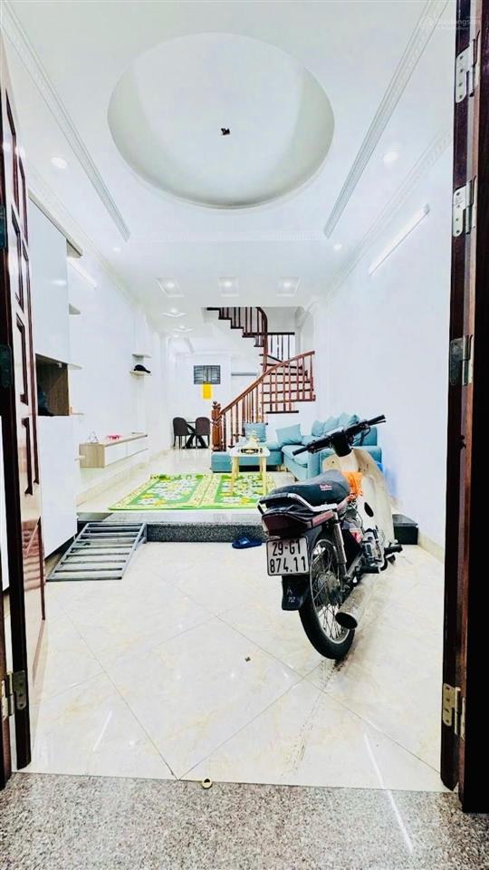 Nhà mới lô góc, ngõ thông dương văn bé 42m2 x 5 tầng, mt 3.5m, 10.3 tỷ view sunshine garden thoán