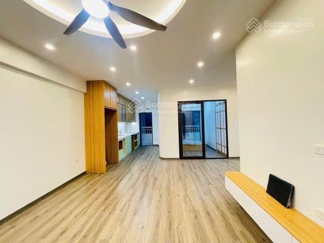 Bán cc 3pn, 2wc, 82m2 tại định công, 8,35 tỷ, view đẹp, pháp lý đầy đủ