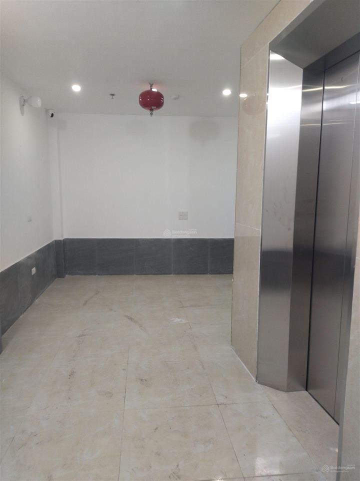 Căn hộ dòng tiền mới, 38m2, 9 tỷ  8 phòng, thang máy  hoàng mai  đền lừ, ô tô đỗ