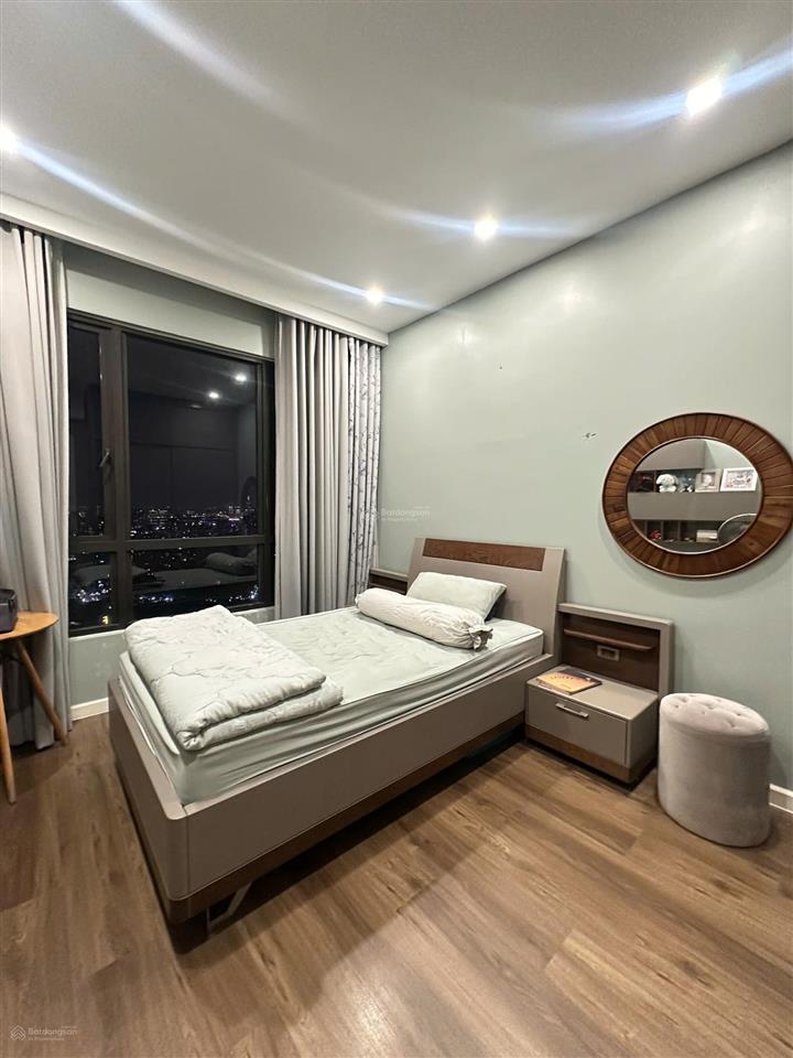 Chính chủ gửi căn hộ estella heights 4pn dt 195m2 giá bán 32 tỷ giá tốt nhất.  pkd 0919 869 ***